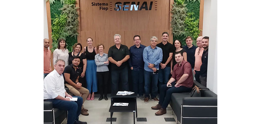 Representantes do Centro de Inovação de Maringá Participam de Reunião da reunião do CMCTI